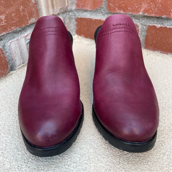 🆕SOREL After Hours Leather Mule in Rich Wine color | Size 9.5 /fit like 8.5 - 9 - Picture 3 of 8